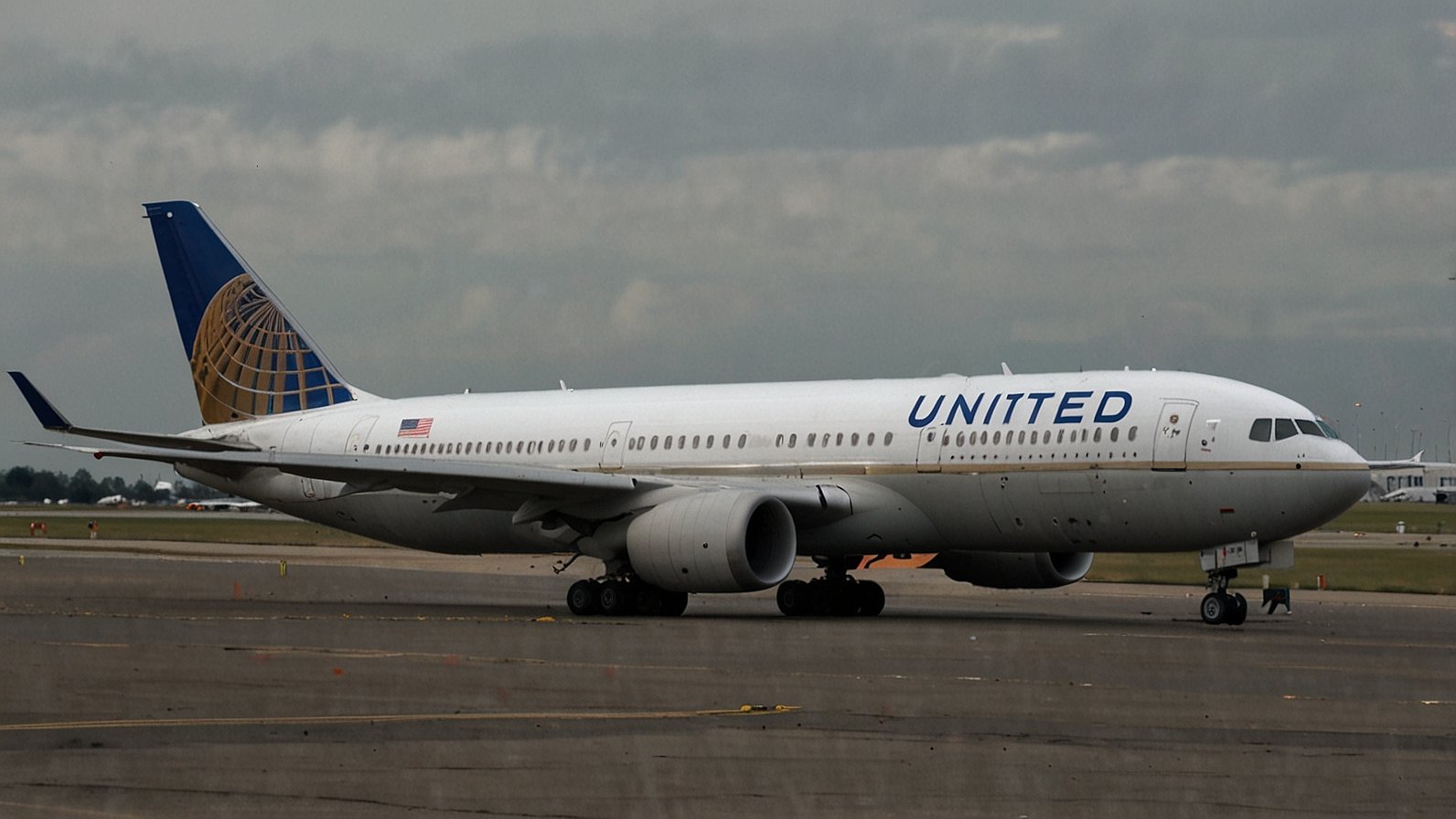 United airlines flight ua770 emergency diversion